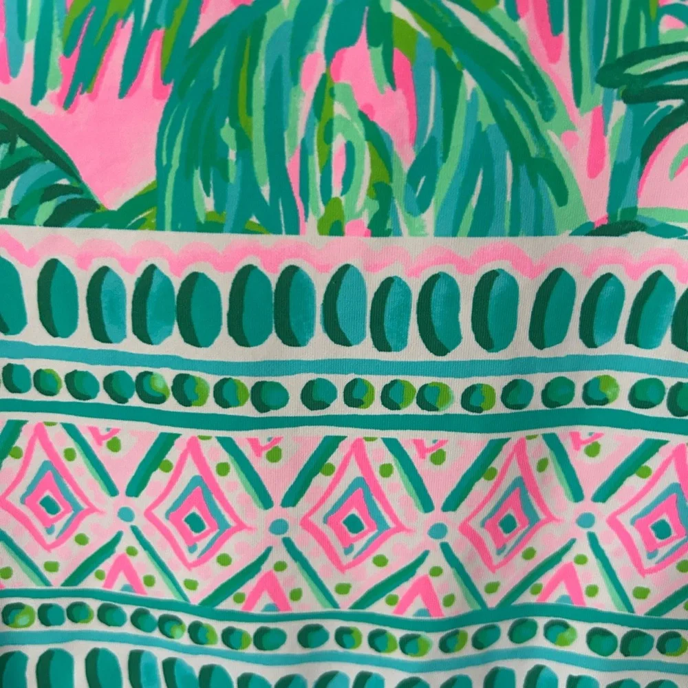 Lilly Pulitzer Talli cover up - Picture 3 of 4